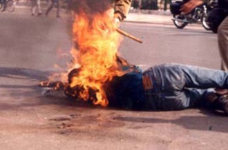 Cote dÂ’Ivoire : Sur le point dÂ’être rapatrié dÂ’Italie, un jeune Ivoirien sÂ’immole par le feu